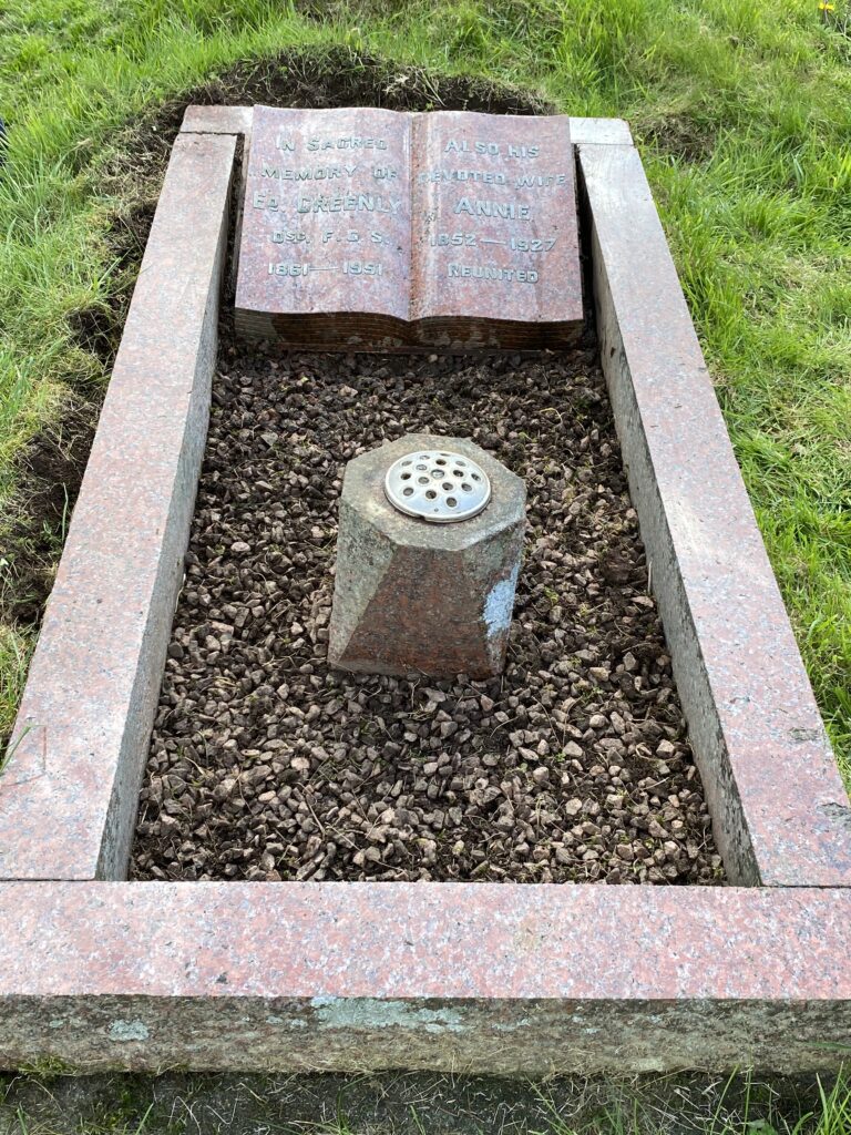 Greenly's grave